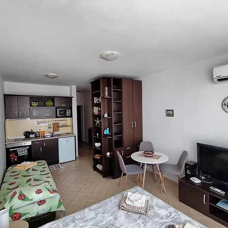 студио 17 * Sozopol
